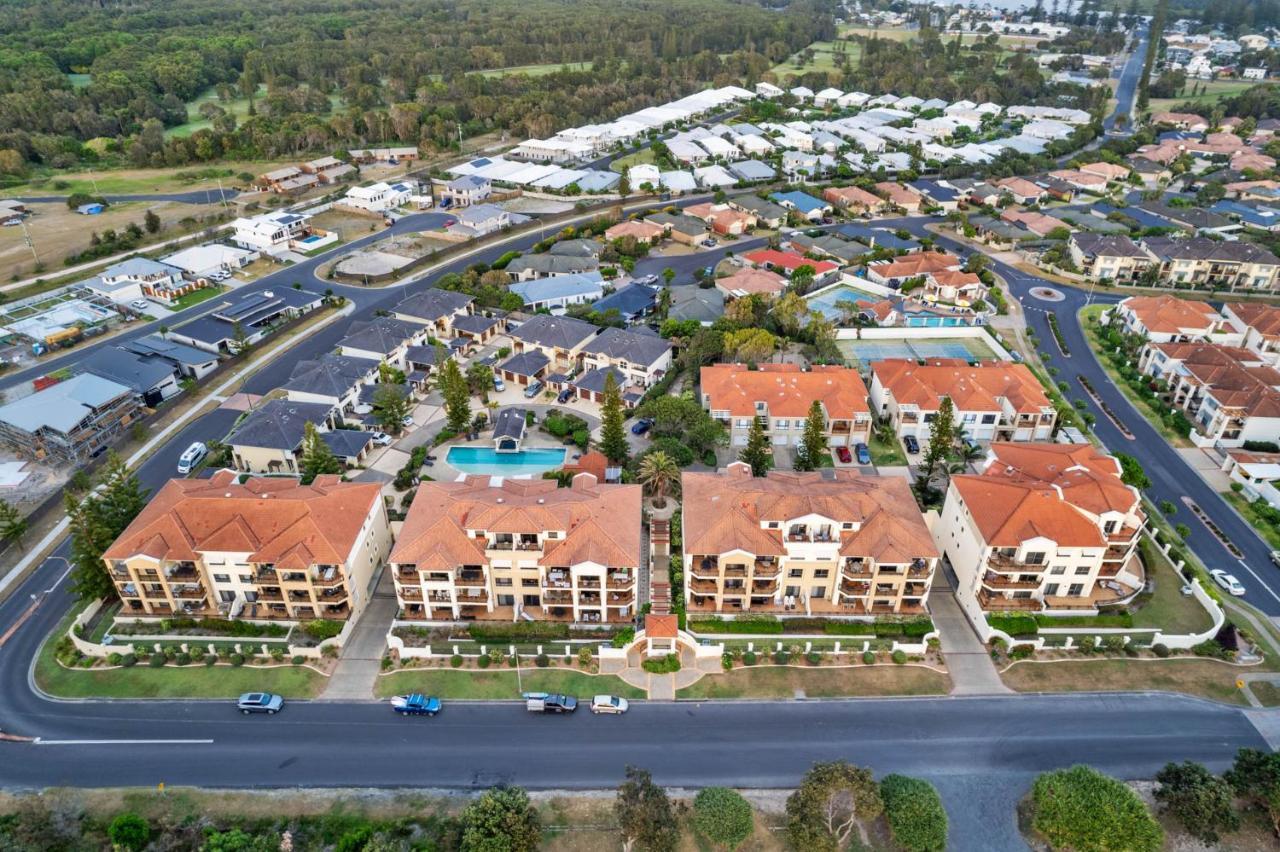 The Sands Resort At Yamba Esterno foto